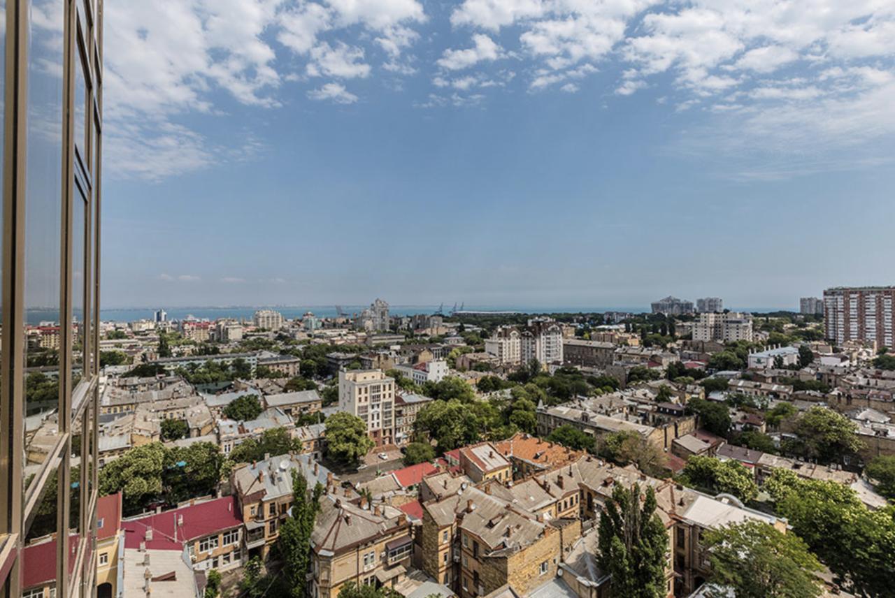 Skycity Apartments Odessa Dış mekan fotoğraf